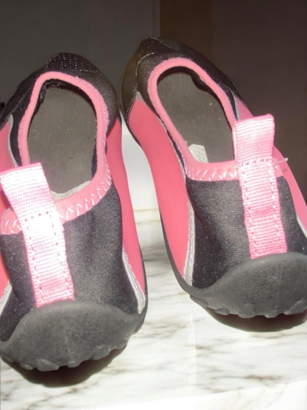 Black and Pink Slip-On Water Shoes sz L 9-10 - Picture 4 of 5